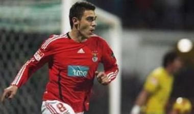 Την λύση ο Κατσουράνης για Μπενφίκα (vids)