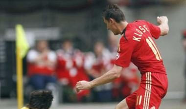 Ένα μήνα νοκ άουτ ο Κλόζε