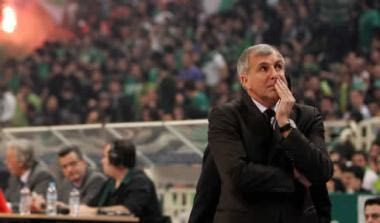 Ομπράντοβιτς: “Επίθεση και στα 40 λεπτά”