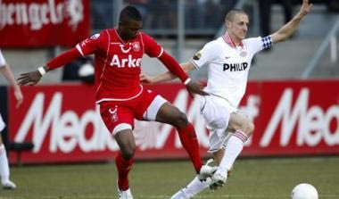 “Πλήγωσε” στο 90′ την PSV o Ν’Κουφό (vids)