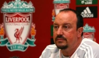 Μπενίτεθ: “Δε με ενδιαφέρει τι λέει ο Φέργκιουσον”