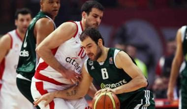 Στις 22:00 ο ημιτελικός Ολυμπιακού-Παναθηναϊκού