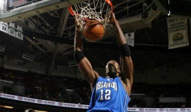 Φορτσάρουν ενόψει Playoff οι Magic