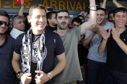 Αποθεωτική υποδοχή στον Γκαλέτι