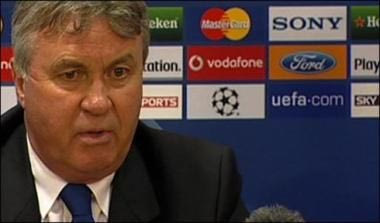 Οι παίκτες θέλουν την παραμονή του Χίντινκ