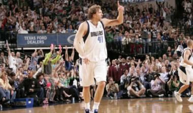 Στα playoff και οι Mavs, αγκαλιά με την πρωτιά οι Cavs