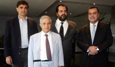 Σύσκεψη κορυφής των μετόχων εφ όλης της ύλης την Τετάρτη