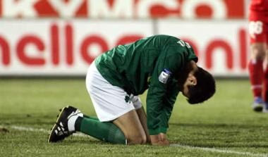 Δεν πείθει αγωνιστικά, οι μεταγραφές και το γήπεδο