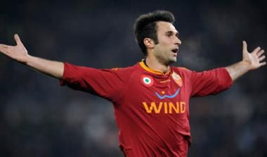 Υπογράφει νέο συμβόλαιο ο Βούτσινιτς