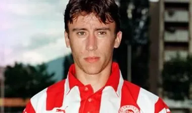 Παρασκευάς Αντζας: Από τα… αλώνια στα σαλόνια (vids)