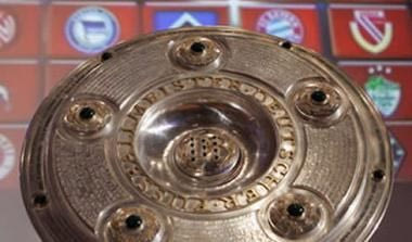 Το τρόπαιο του πρωταθλητή στην Volkswagen Arena