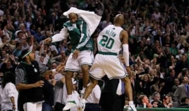 Η επιστροφή των Celtics από την κόλαση και η επίδειξη δύναμης των Lakers (videos)
