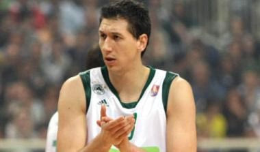 Διαμαντίδης: “H καρδιά μας δεν είναι κουρασμένη”