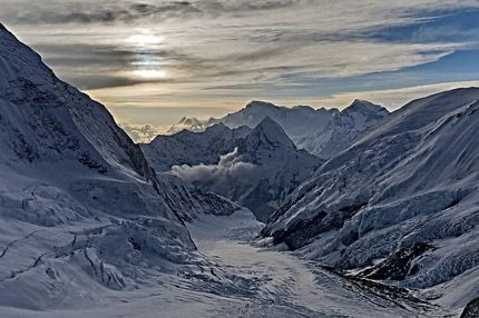 The Climb: Κατακτώντας το Έβερεστ