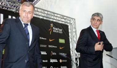 Πλάι-πλάι Ομπράντοβιτς και Γιαννάκης