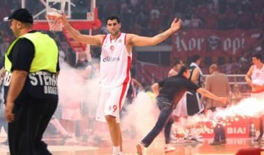 Εκτενής αναφορά των διεθνών ΜΜΕ στα γεγονότα του ΣΕΦ