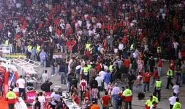 Λίγο έλειψε να διακοπεί ο τελικός