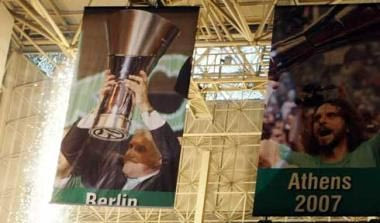 Aποθεώθηκαν οι πρωταθλητές Ευρώπης στο ΟΑΚΑ