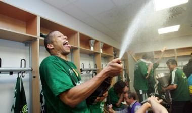 Τρελό πάρτι στα αποδυτήρια