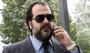 Πατέρας: “Ναι, έχω σκεφθεί να παραιτηθώ”