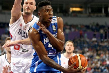 Γιατί ο Θανάσης Αντετοκούνμπο έρχεται… πιο κοντά στην ΑΕΚ