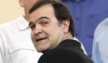 Ο Πατέρας αποφασίζει για όλα – Τι γίνεται με Βγενόπουλο