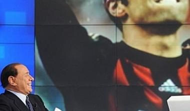 Μπερλουσκόνι: “Τη Δευτέρα ο Κακά, δεν με άκουγε ο Αντσελότι”