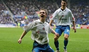 Η Γουλβς απέκτησε τον Κέβιν Ντόιλ