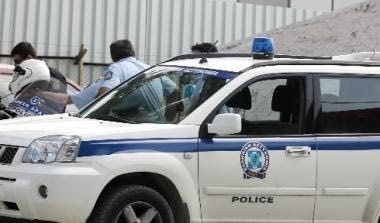 Στο κρατητήριο για προσβολή της δημοσίας αιδούς
