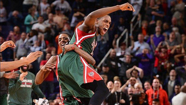 Νίκη με buzzer beater οι Μπακς, θετικός ο Αντετοκούνμπο (VIDEO)