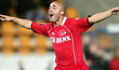 Ενίσχυση με ντε Ζέου για Αγιαξ