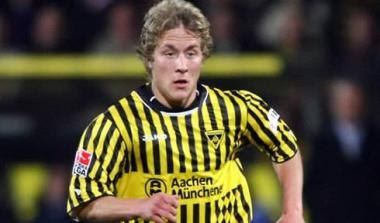 Παίκτης της Σάλκε για τέσσερα χρόνια ο Χόλντμπι