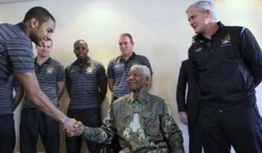 Το… baby-face του Ρομπίνιο ξάφνιασε τον Νέλσον Μαντέλα