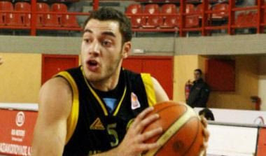 Υπέγραψε στα Τρίκαλα ο Νοέας, ανανέωσε ο Κατσαρές