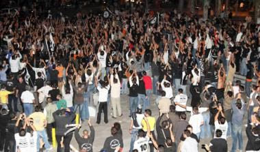 “Μαχλά θεέ πάρε την ΠΑΕ”, βροντοφώναξαν 3.000 οπαδοί του ΟΦΗ