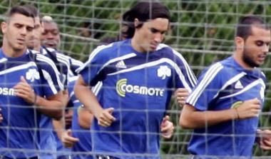 Πρωινή προπόνηση σε δύο γκρουπ