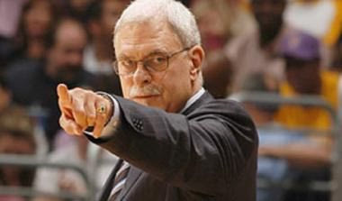 O Jackson το πήρε απόφαση: Θα κουτσάρει τους Lakers και την επόμενη σεζόν