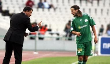 Τεν Κάτε: “Δεν χρειαζόμαστε άλλους παίκτες”