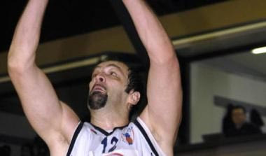Έμεινε στα Τρίκαλα ο Τζιγκάνοβιτς