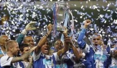 Για 16η φορά κατέκτησε το Σούπερ Καπ η Πόρτο (vid)