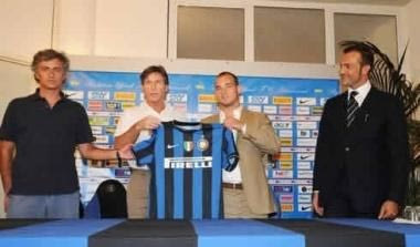 Παρουσιάστηκε ο Σνάιντερ, “έκλεισε” ο Μουρίνιο