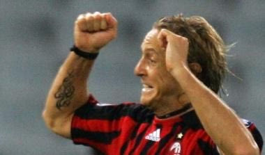 Ανανέωσε για ένα χρόνο Αμπροζίνι