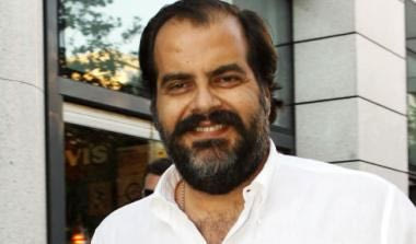 Πατέρας: “Στοπ στα παπαγαλάκια”