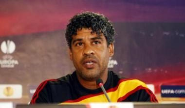 Ράικαρντ: “Ελπίζω να το λέει στα αστεία ο Χενκ”