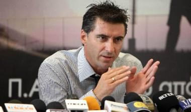 Ζαγοράκης: “Πιστεύω στον Σάντος. Κάποιοι πουλάνε μιζέρια στον κόσμο”