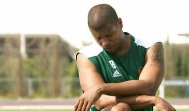 Επέστρεψε και ξανατραυματίστηκε ο Μπατίστ