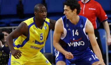 Yπέγραψε ο Γκόλεματς