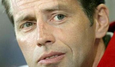 Σκίμπε: “Ολα καλά με τον Αμανατίδη”