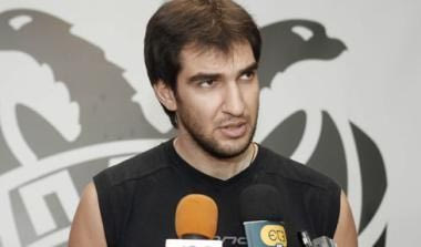 Tαπούτος: “Θέλουμε τον κόσμο”
