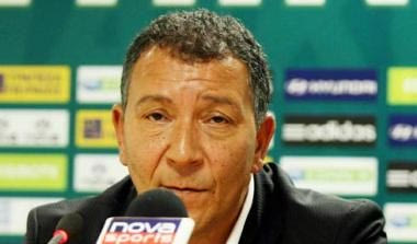 Τεν Κάτε: “Μόνο ο κ. Πατέρας μπορεί να με διώξει”